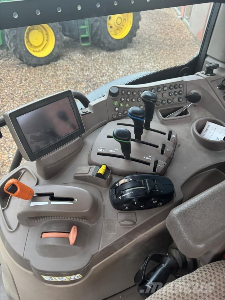 John Deere 6150R Tracteur