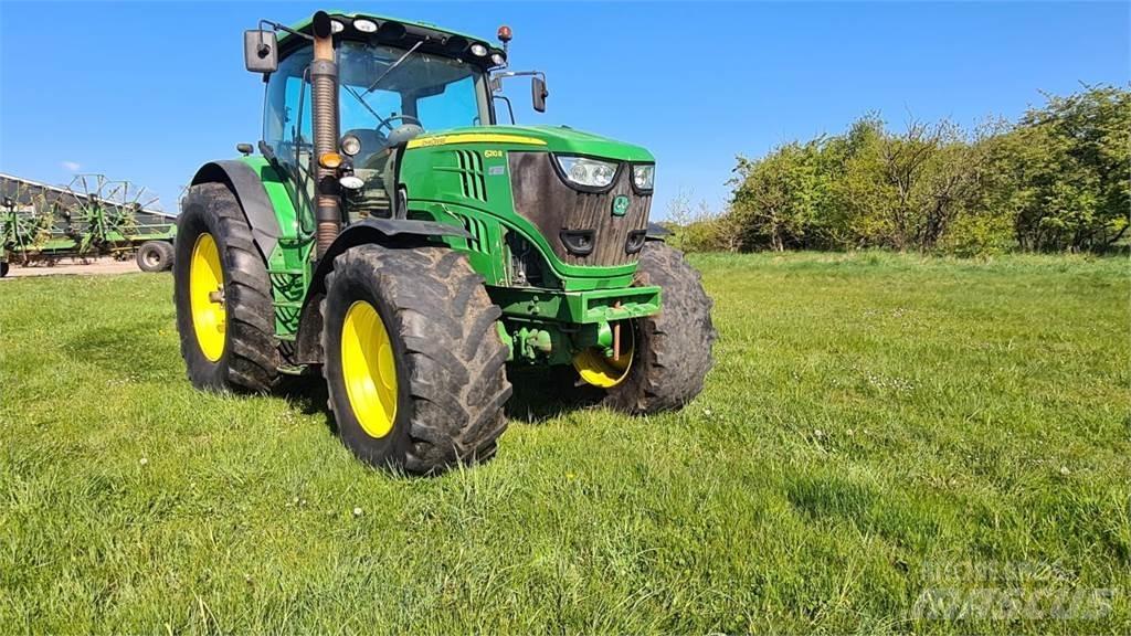 John Deere 6210R Tracteur