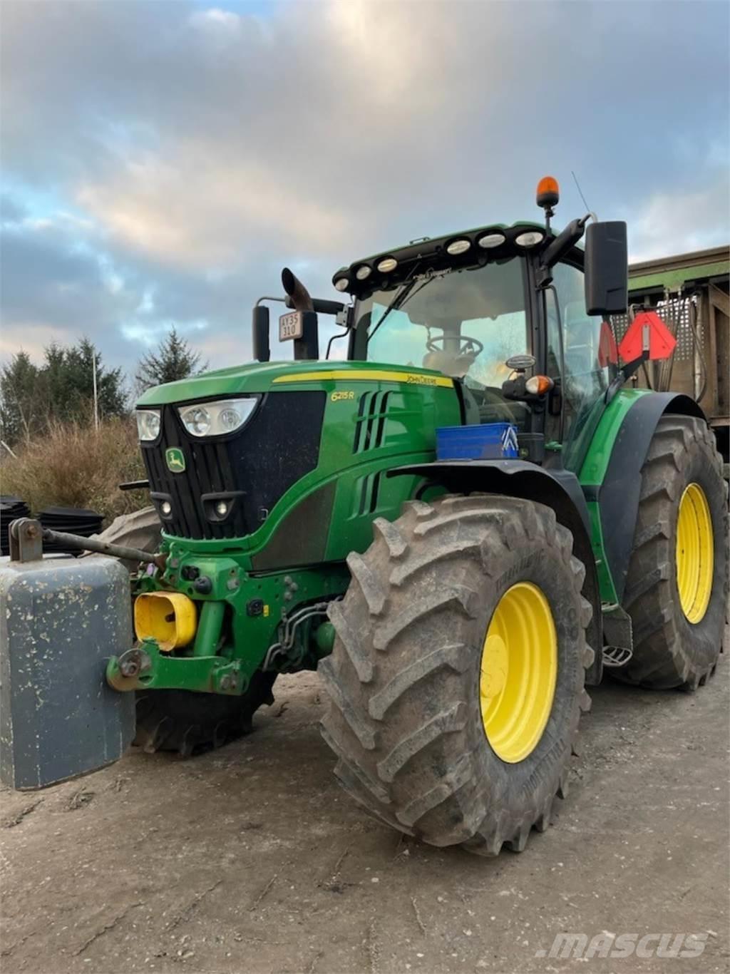 John Deere 6215R Tracteur