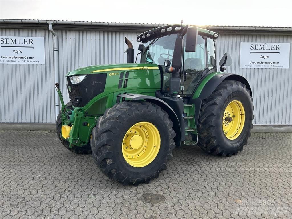 John Deere 6250R Tracteur
