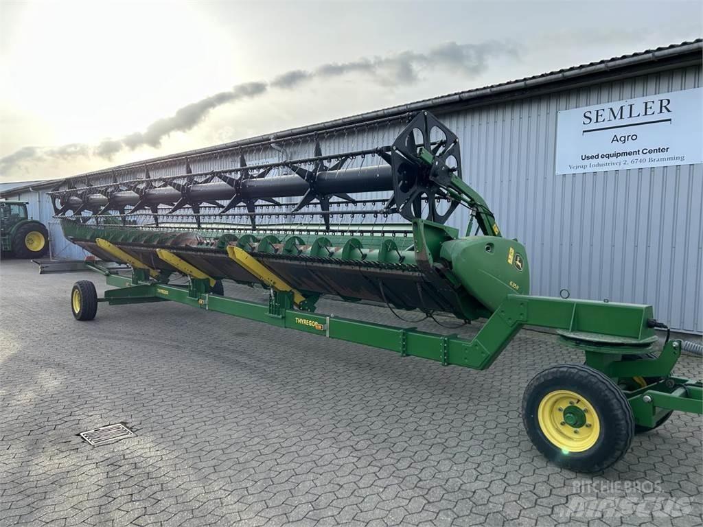 John Deere 635R Barre de coupe pour moissonneuse batteuse