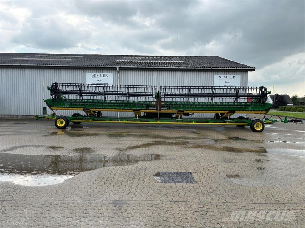 John Deere 640D Barre de coupe pour moissonneuse batteuse