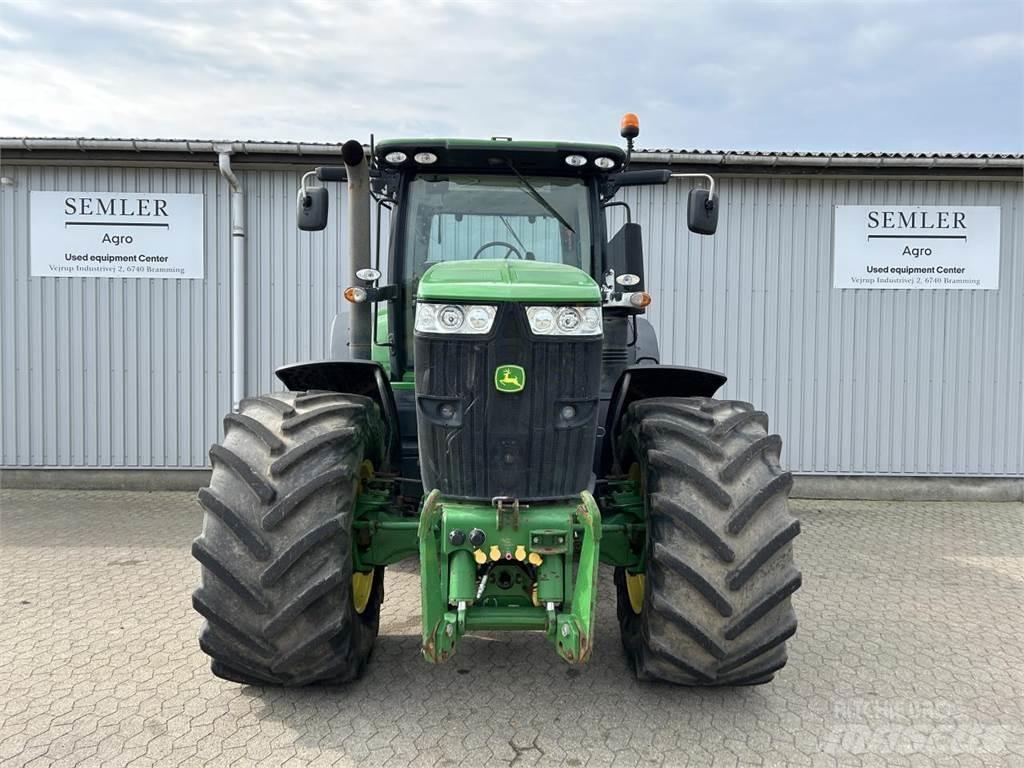 John Deere 7230R Tracteur