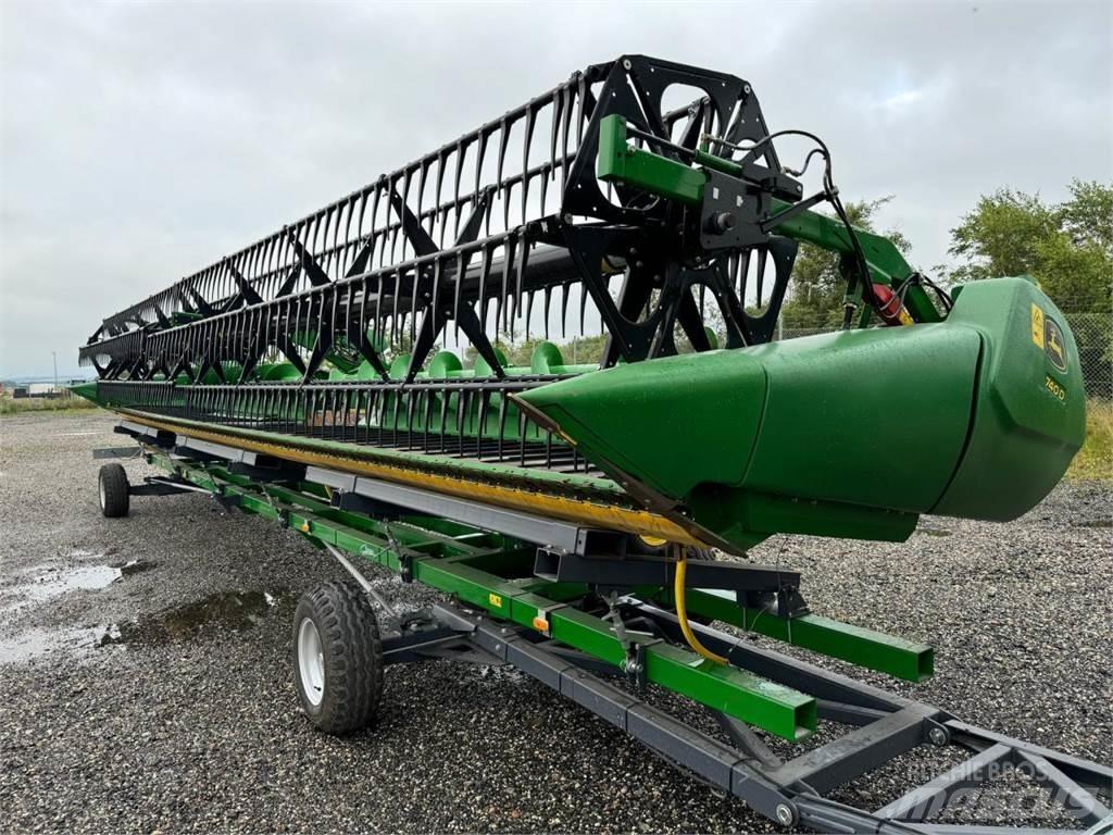 John Deere 740D Barre de coupe pour moissonneuse batteuse