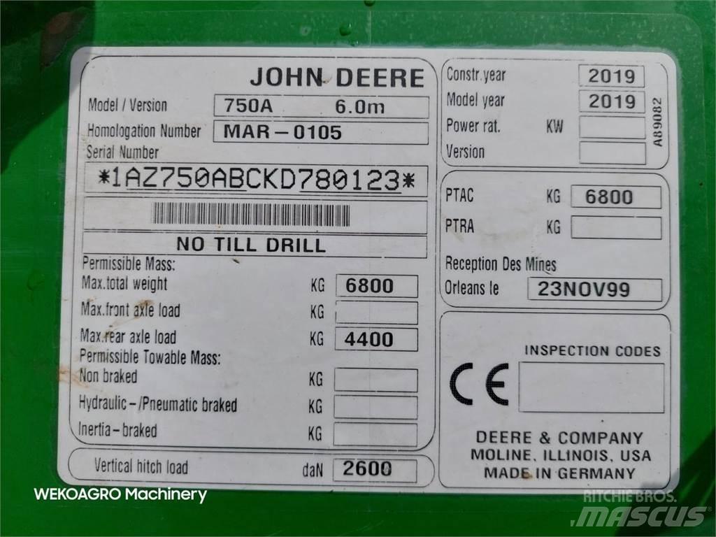 John Deere 750 A Semoir