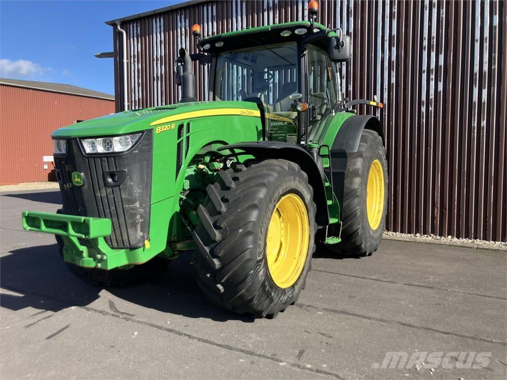 John Deere 8320R Tracteur