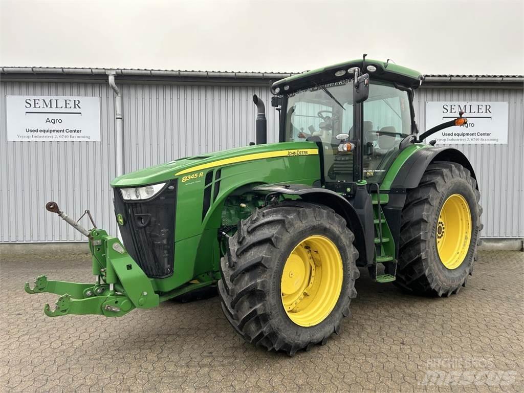 John Deere 8345R Tracteur