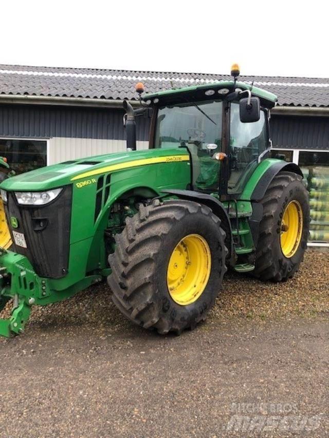 John Deere 8360R Tracteur