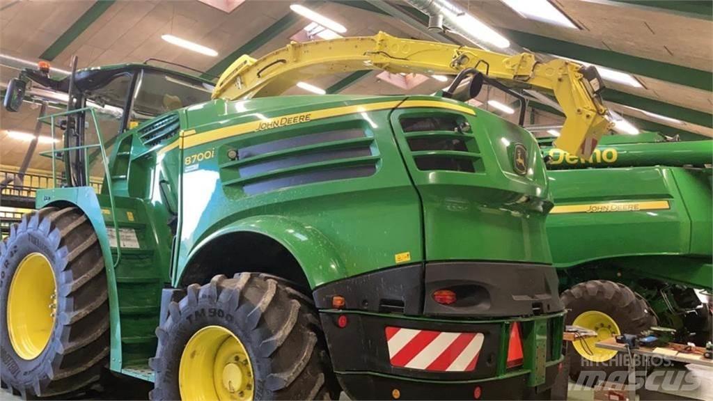 John Deere 8700 Ensileuse occasion