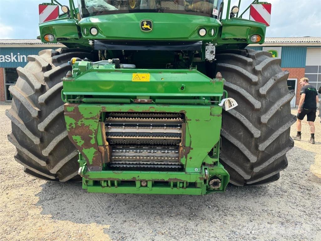 John Deere 8700 Ensileuse occasion