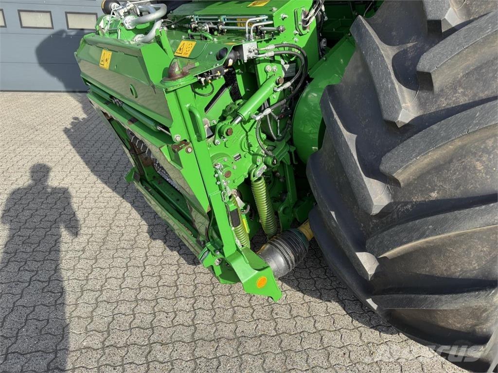 John Deere 9800 Ensileuse occasion