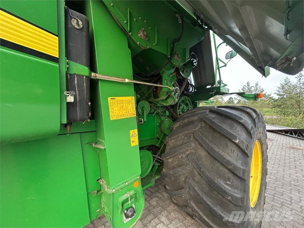 John Deere C670I Moissonneuse batteuse
