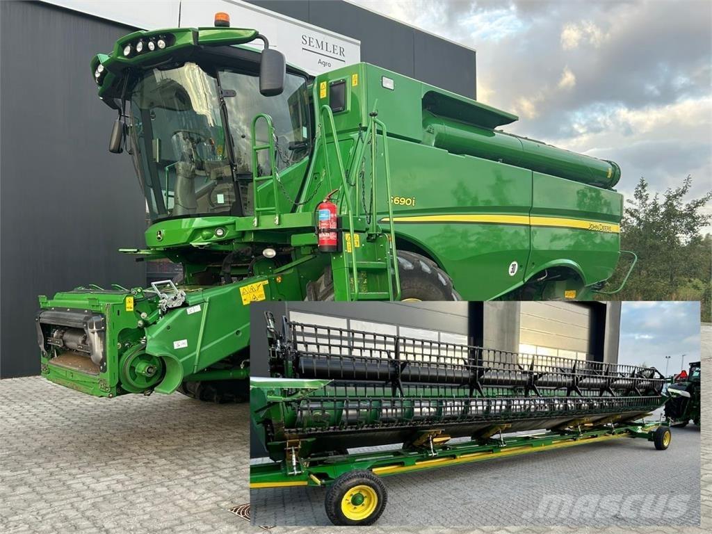 John Deere S690 Moissonneuse batteuse