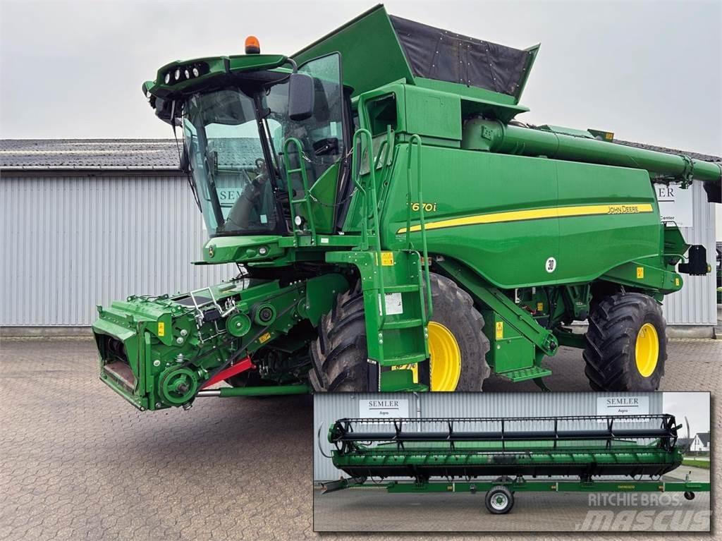John Deere T670 Moissonneuse batteuse