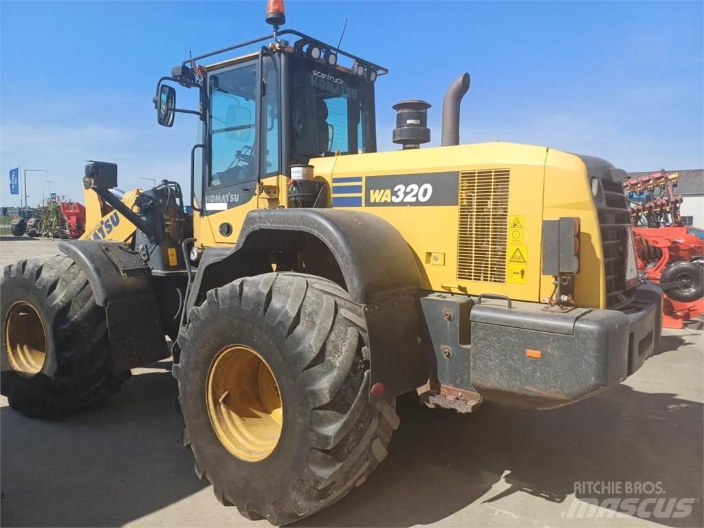 Komatsu W320 Chargeuse sur pneus