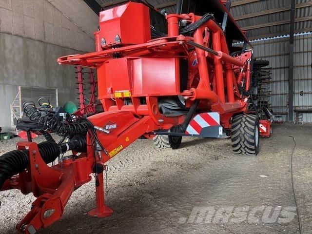 Kuhn FC 13460 RA Faucheuse andaineuse automotrice