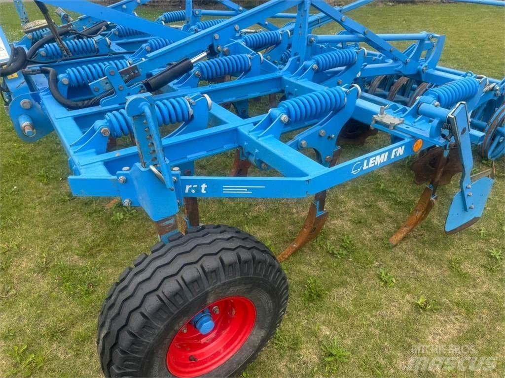 Lemken KARAT 9 Crover crop