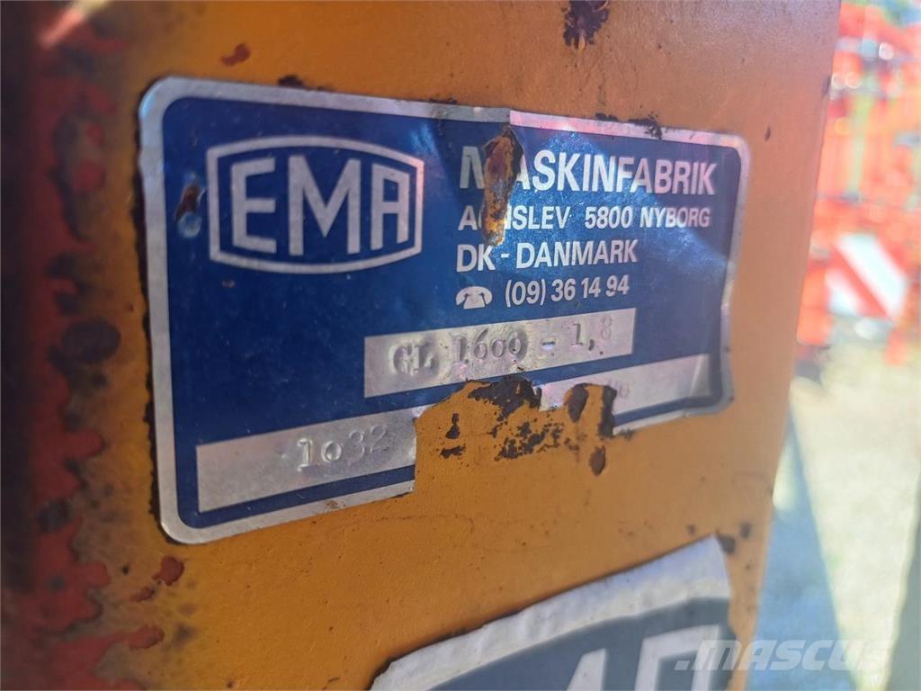  LØFTETÅRN Autres équipements pour tracteur