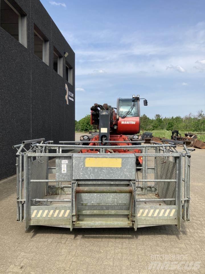 Manitou MRT2540 Chariot télescopique