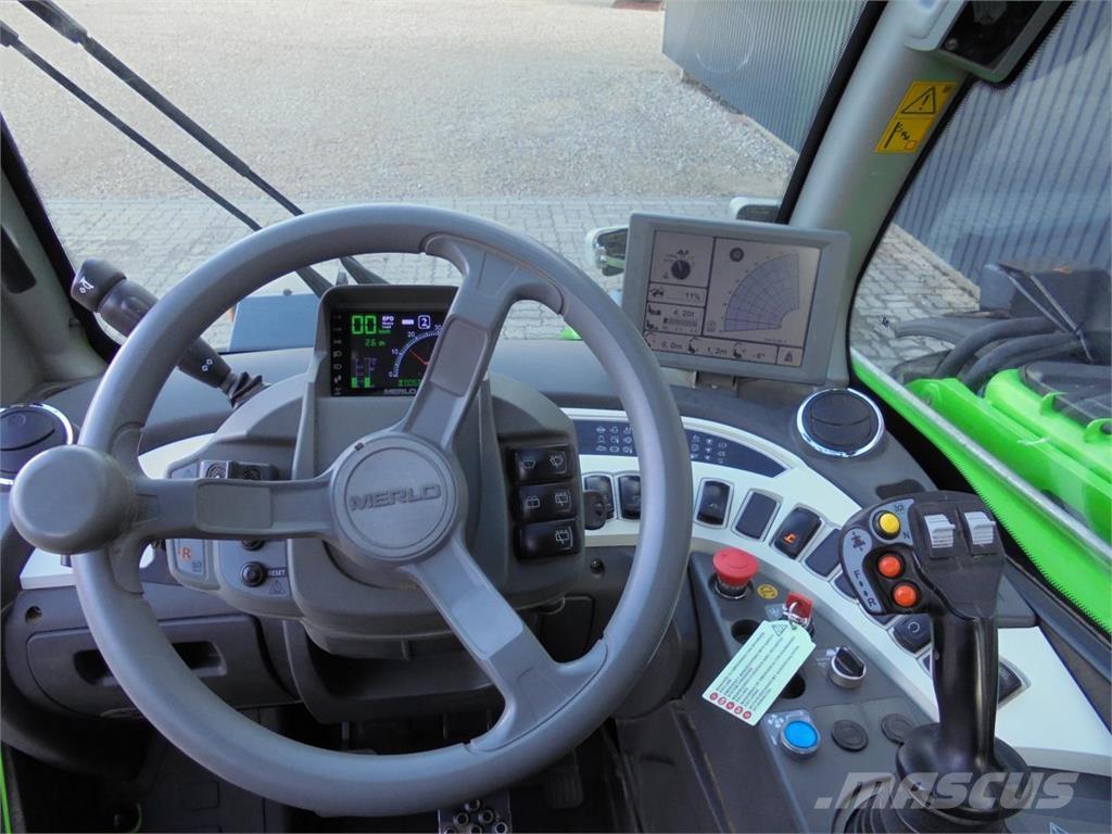 Merlo TF42.7-156 Chariot télescopique