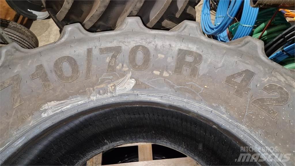 Mitas 710/70R42 Pneus, roues et jantes