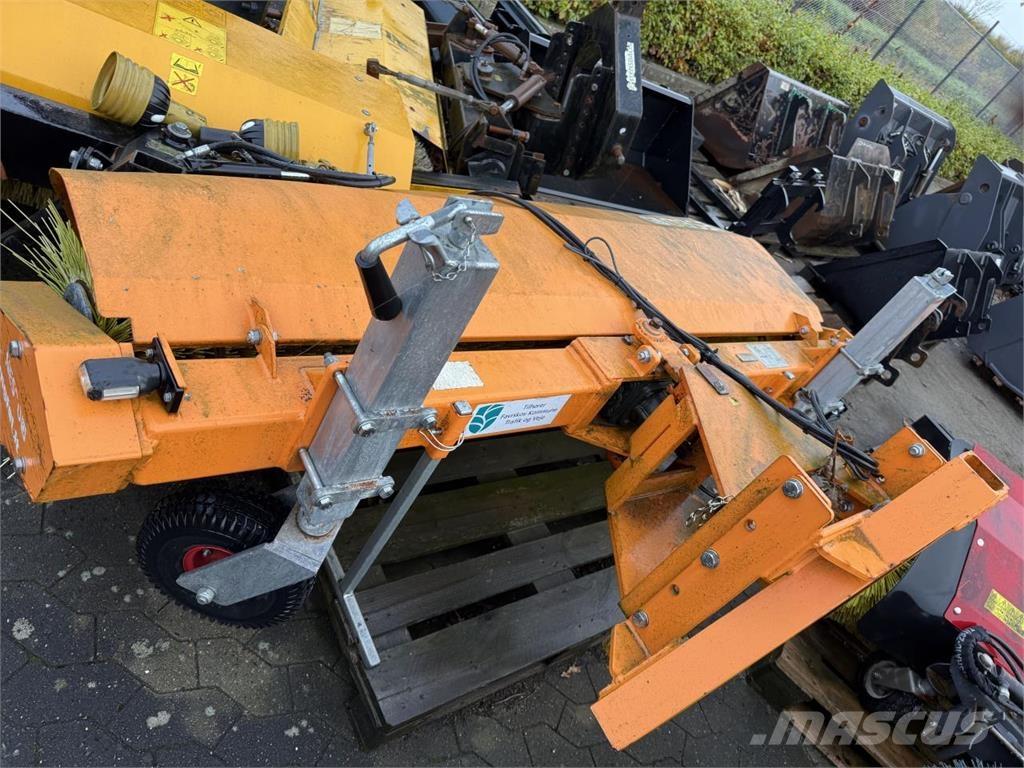 Nesbo FM2000S Sweepers