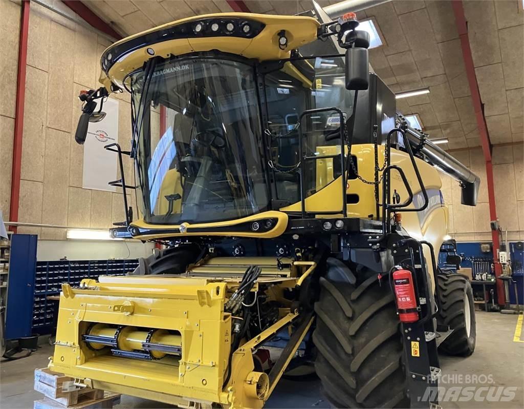 New Holland CR9.80 Moissonneuse batteuse