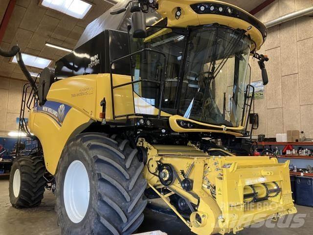 New Holland CR9.80 Moissonneuse batteuse