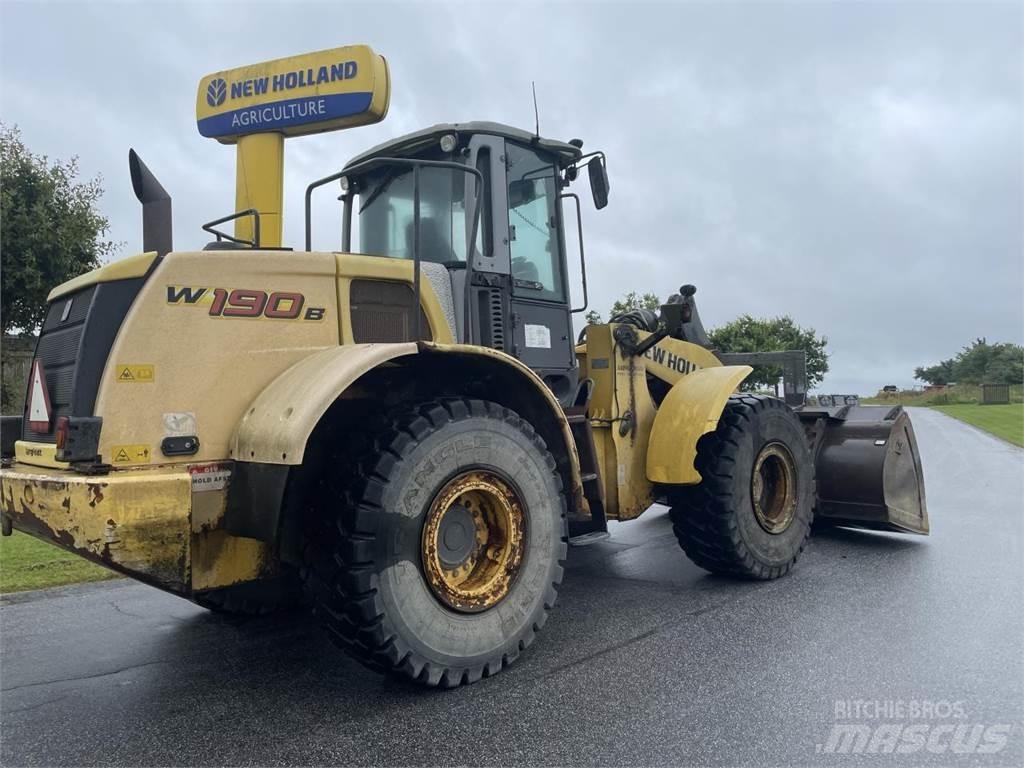 New Holland W190B Chargeuse sur pneus