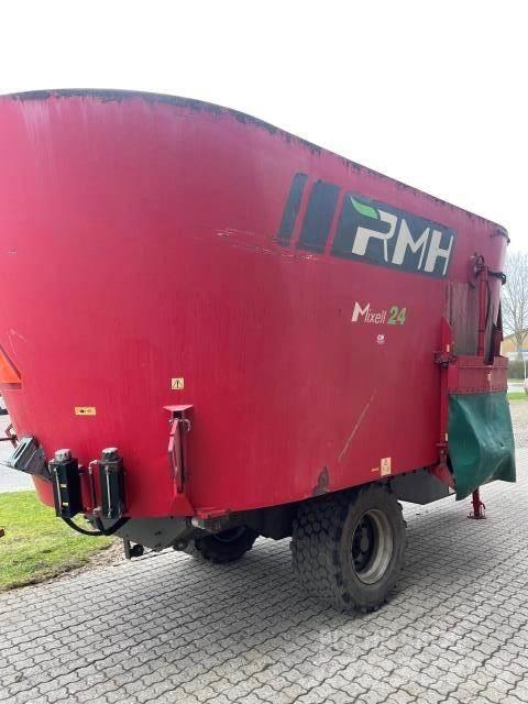 RMH 24 M3 Remorques autochargeuse