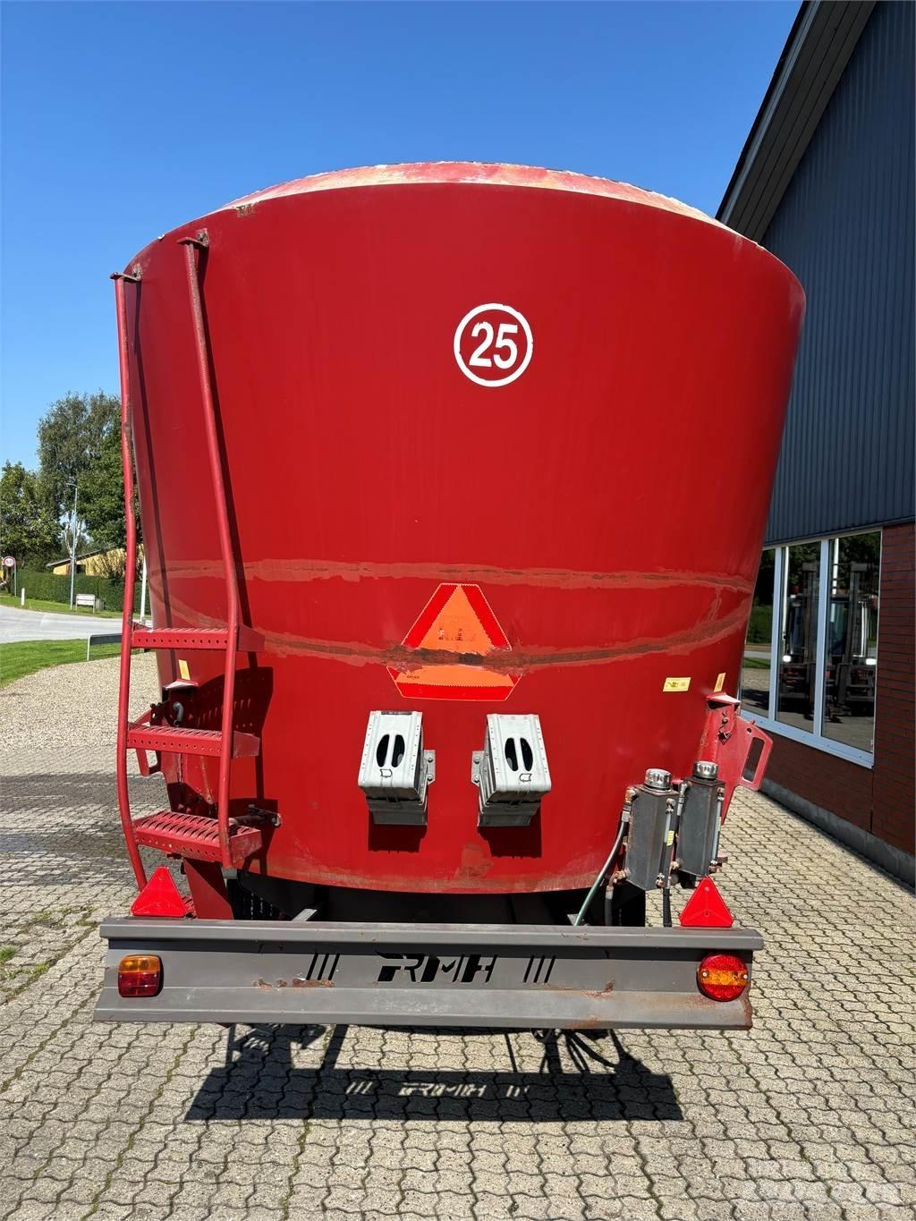 RMH MIXELL 22 Remorques autochargeuse