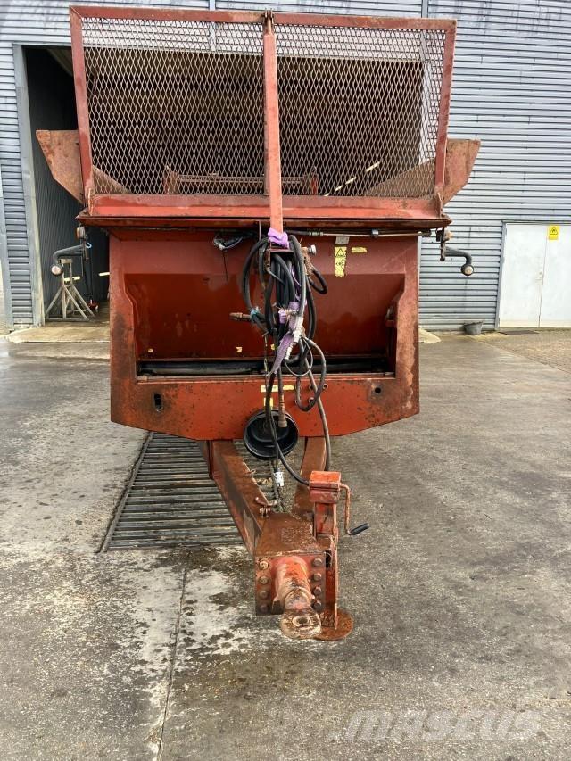 Samson 9 THM Epandeur de fumier