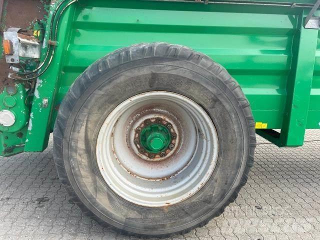 Samson SP 15 Epandeur de fumier