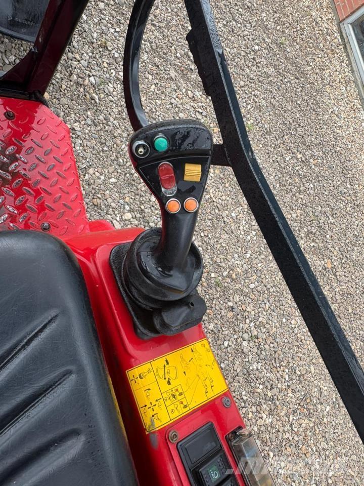 Schäffer 2345T Mini chargeuse