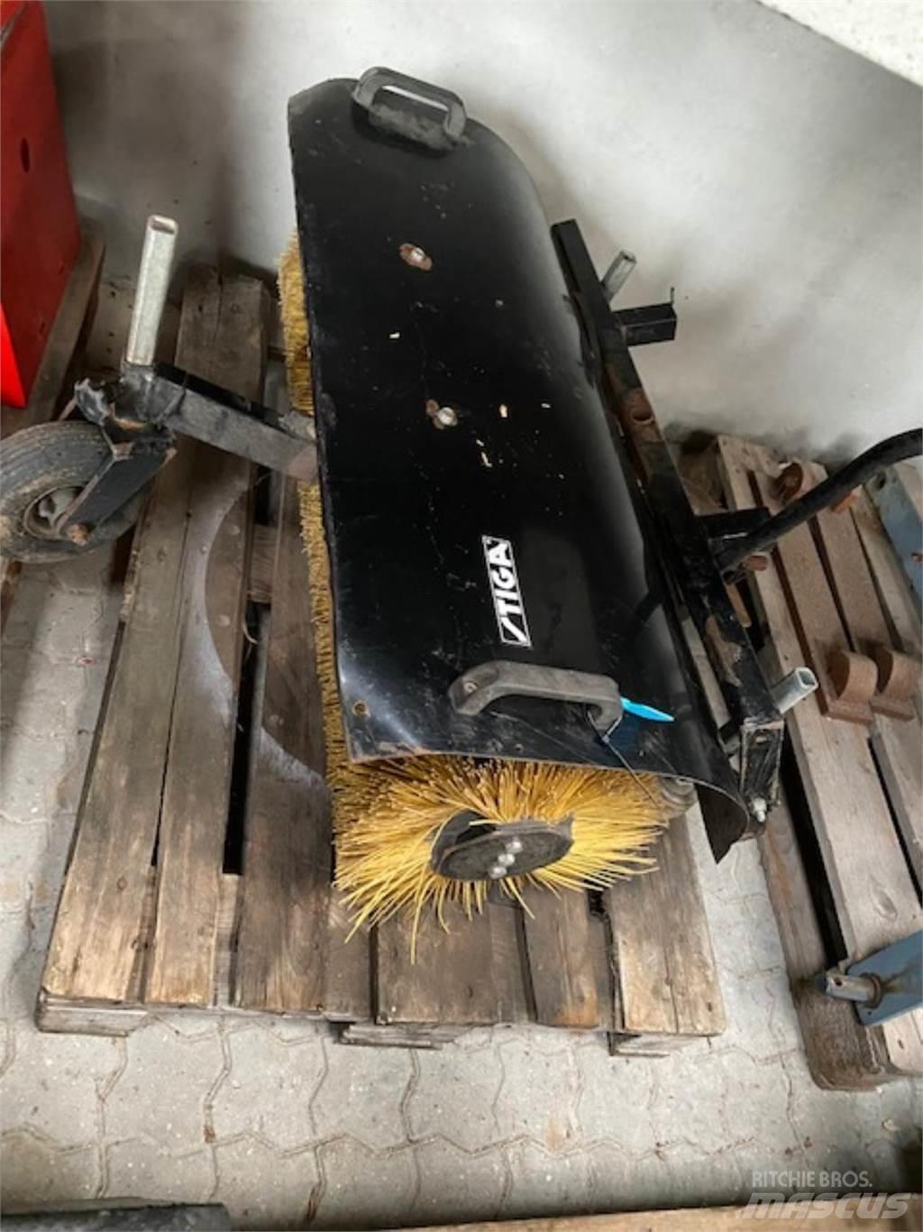 Stiga KOST 85CM Micro tracteur