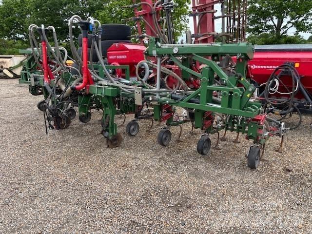 Thyregod TRV 12 Déchaumeur, cultivateur