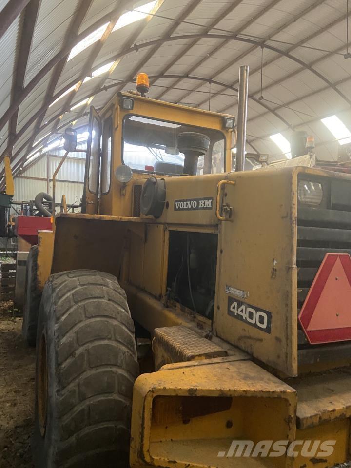 Volvo BM 4400 Chargeuse sur pneus