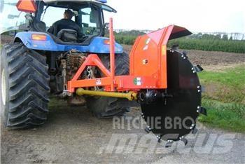  - - -  BOXER AGRI Charrue à dents