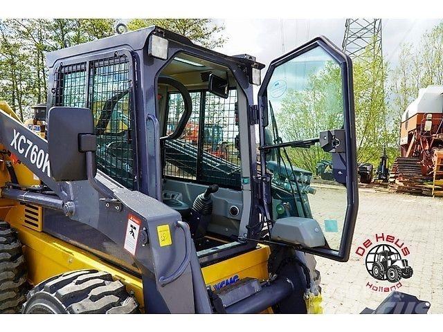  - - -  XCMG XC760K Mini chargeuse