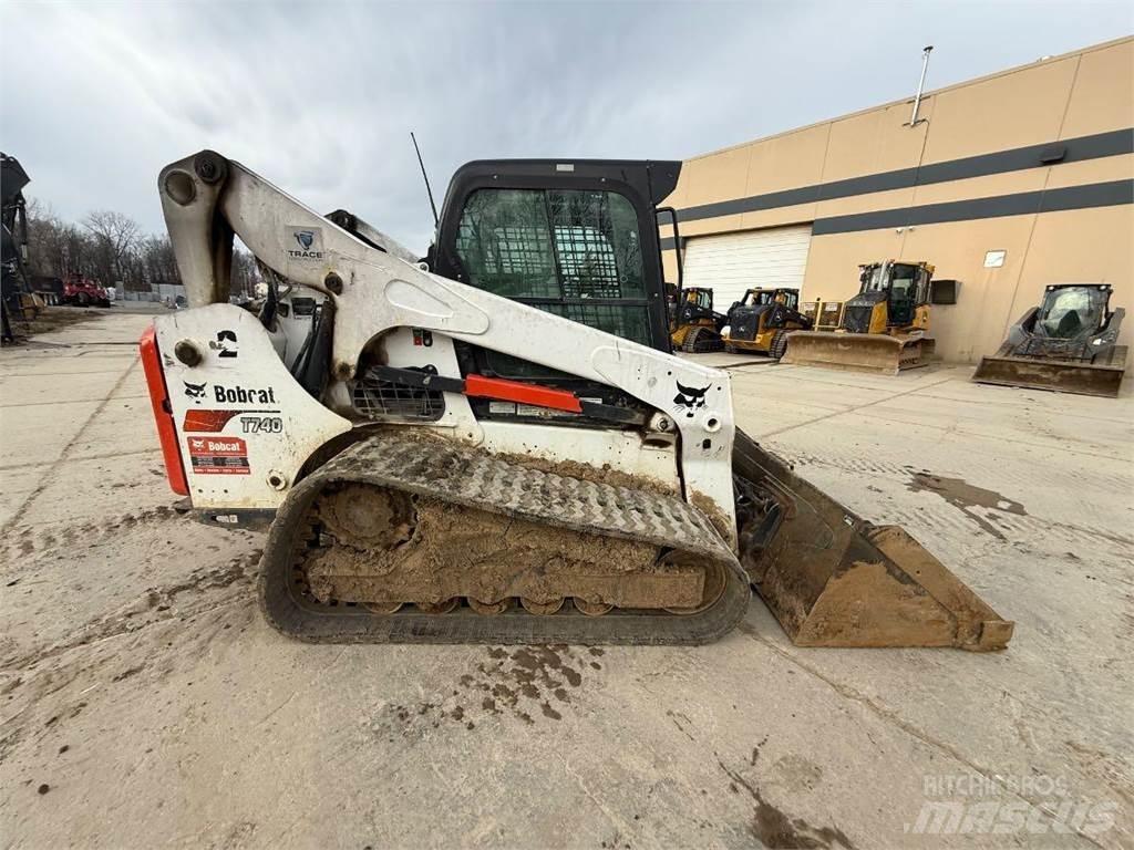 Bobcat T740 Mini chargeuse