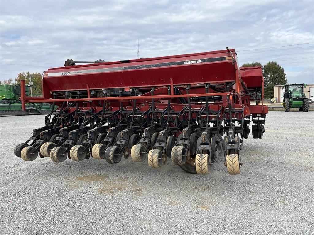 Case IH 5500 Semoir