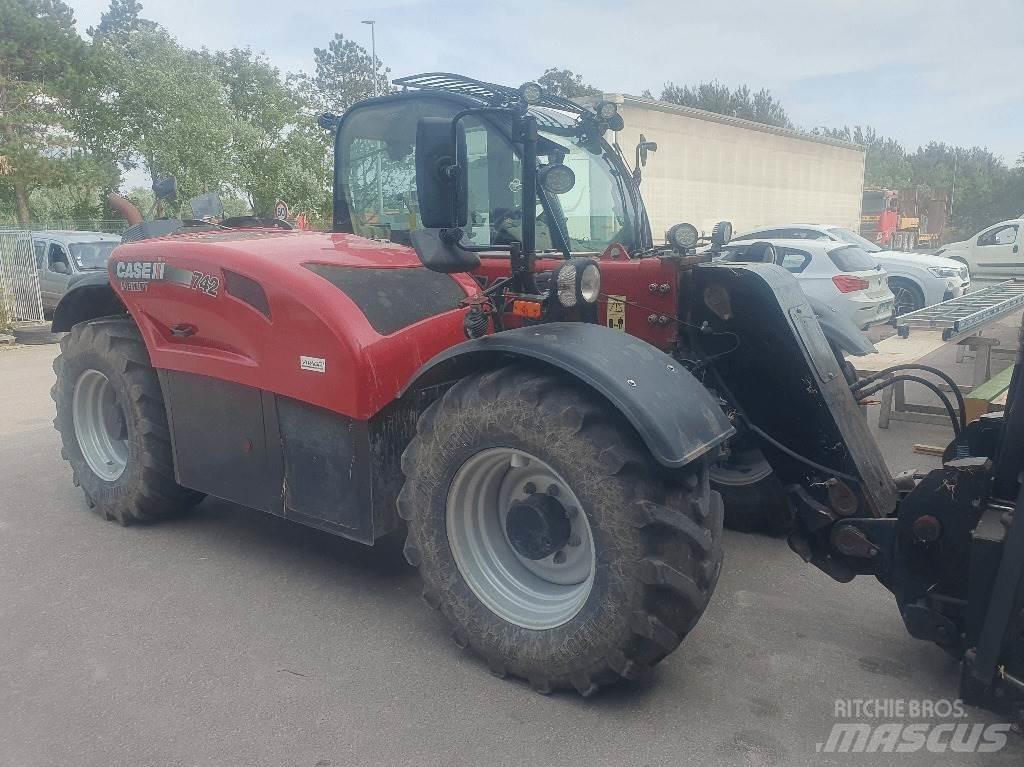 Case IH 742 Tracteur