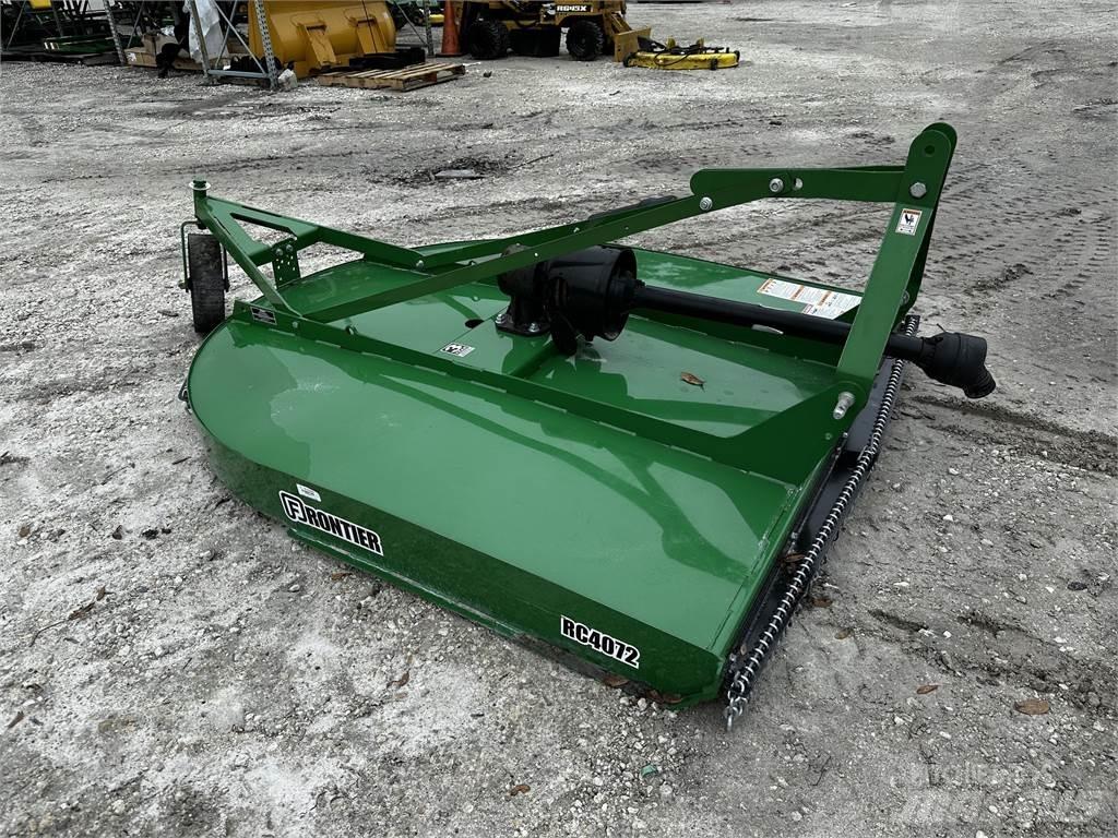 Frontier RC4072 Dérouleuse, pailleuse