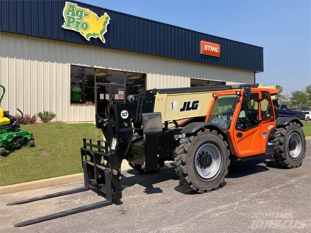 JLG 1055 Chariot télescopique