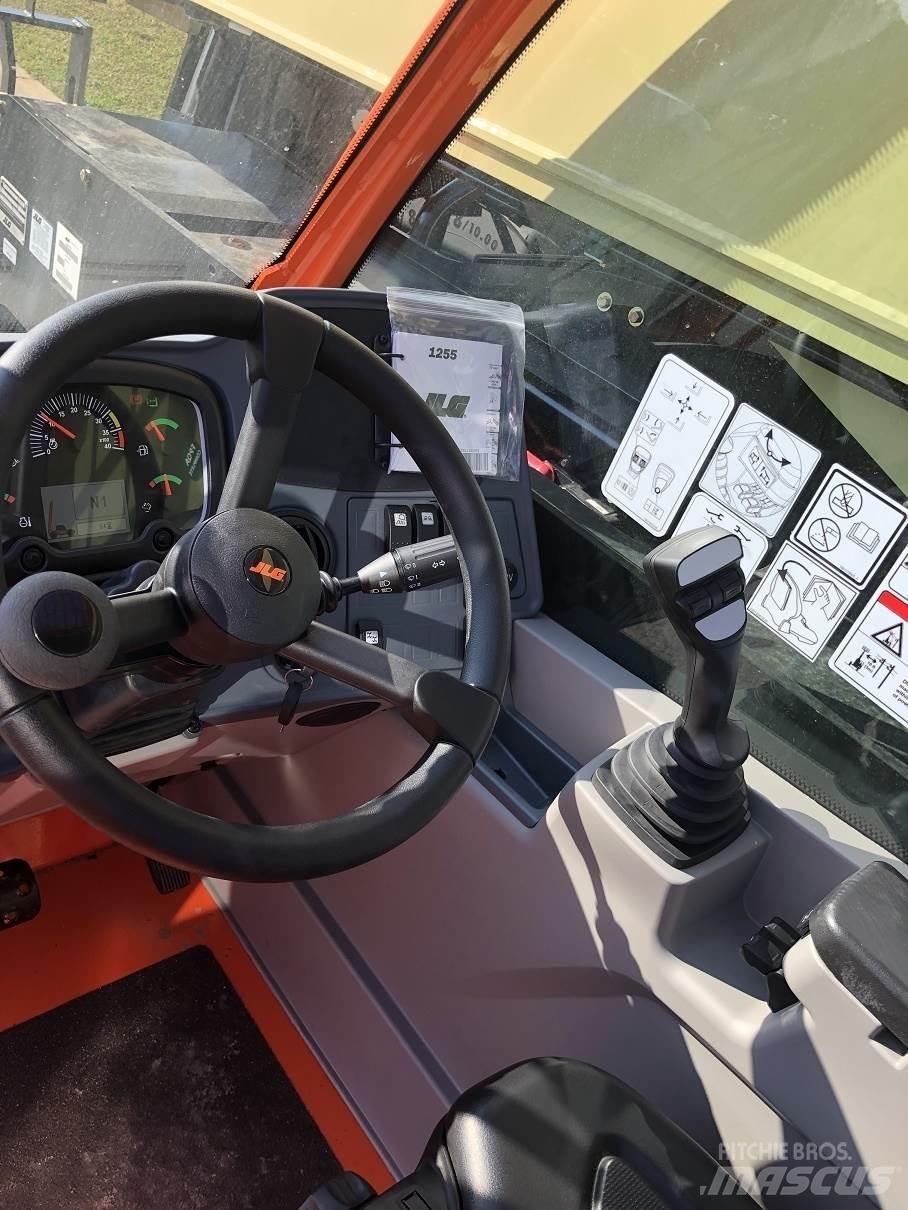 JLG 1255 Chariot télescopique