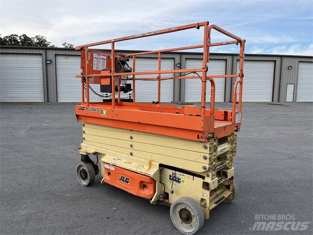 JLG 3246ES Autre grue