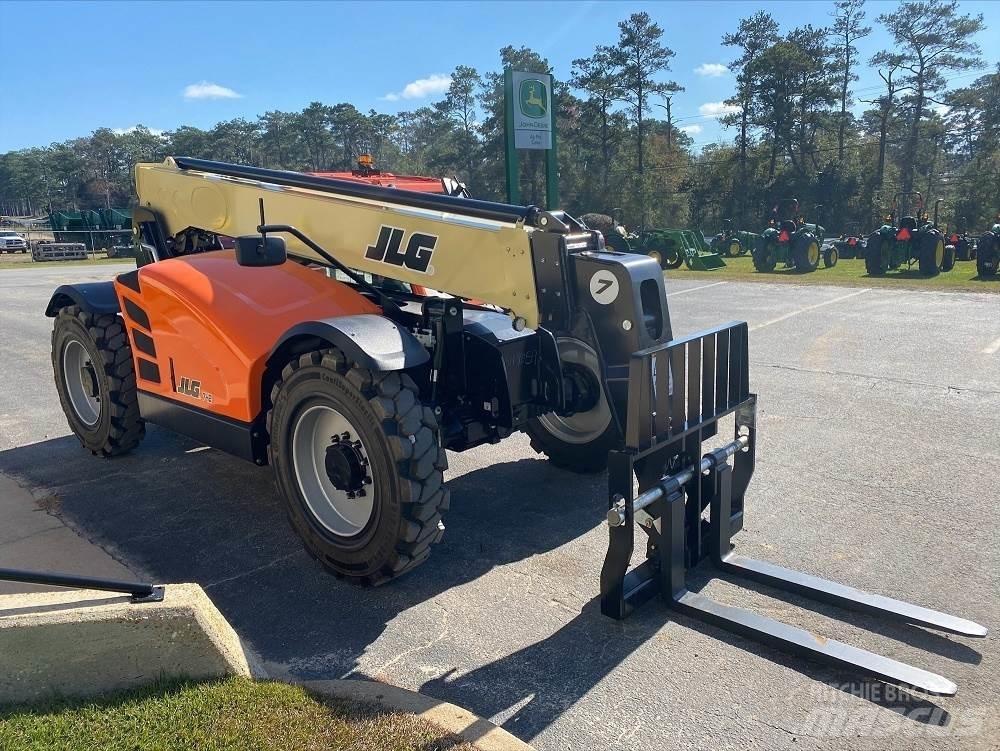 JLG 742 Chariot télescopique