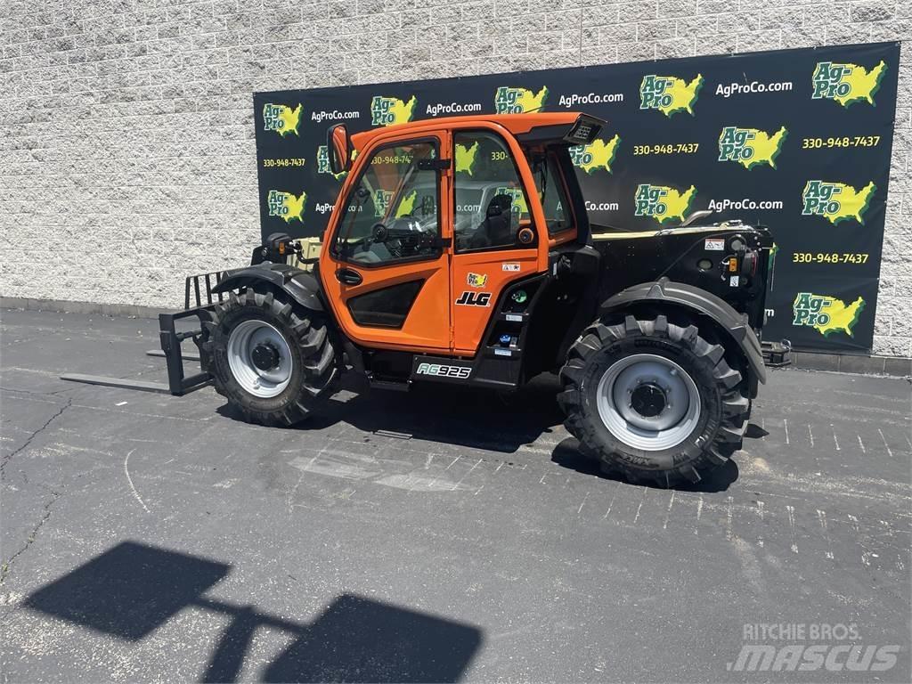 JLG 925 Chariot télescopique