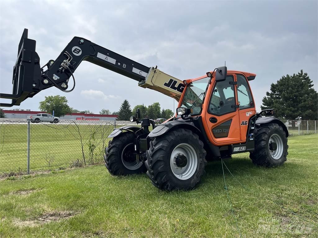 JLG AG823 Chariot télescopique