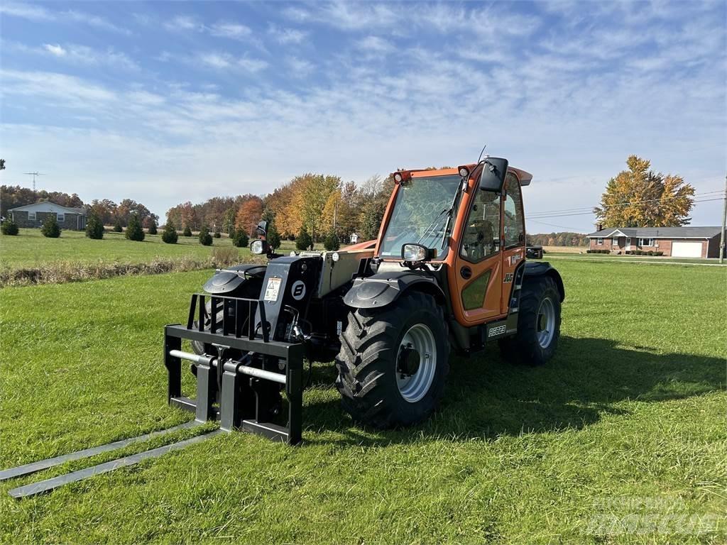 JLG AG823 Chariot télescopique